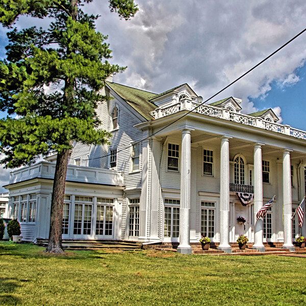 endicott welcome center and museum